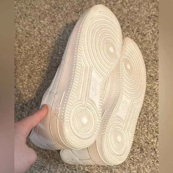 Men’s Nike Air Force Ones - Picture 4 of 5